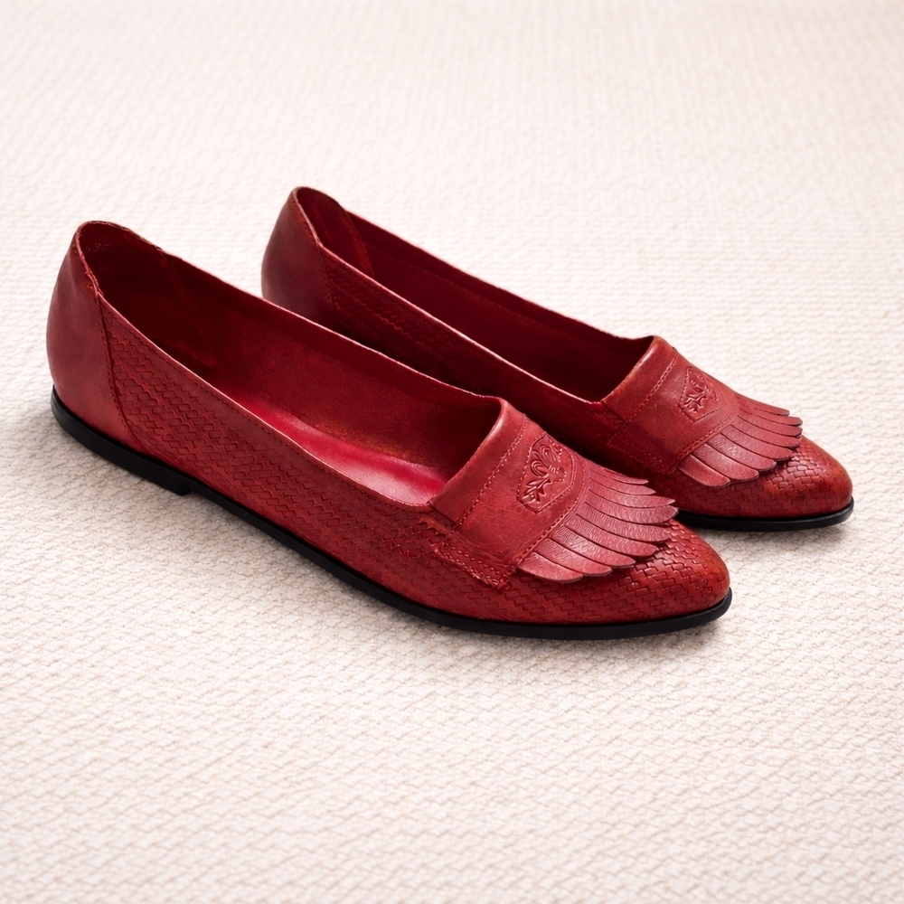 Vintage NICOLE BABS Red Woven Leather Fringe Loafers 8.5 M Fleur de Lis Heritage - Picture 2 of 10